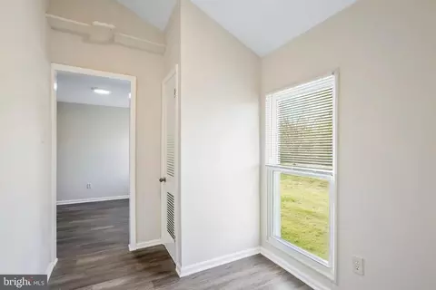 Entry Way - 6306 Abilene St, Springfield, VA 22150 photo 3 of 4