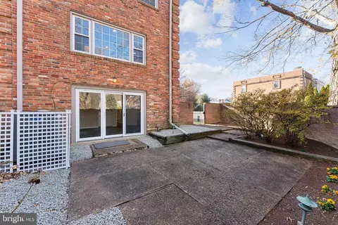 Exterior - 6716 Melrose Dr, Mclean, VA 22101 photo 1 of 2