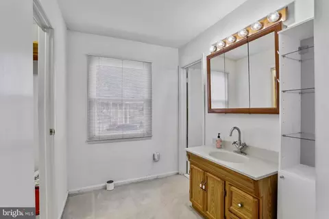 4517 Lees Corner Rd, Chantilly, VA 20151 photo 17