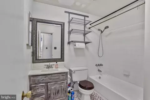 4517 Lees Corner Rd, Chantilly, VA 20151 photo 23