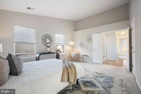 6365 Regal Oak Dr, Springfield, VA 22152 photo 14