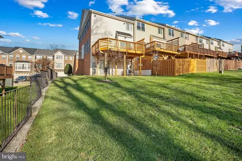 6365 Regal Oak Dr, Springfield, VA 22152 photo 25