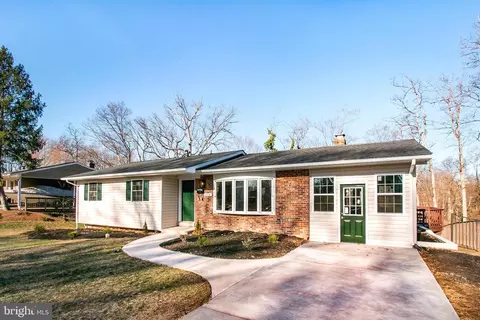 2314 William And Mary Dr, Alexandria, VA 22308