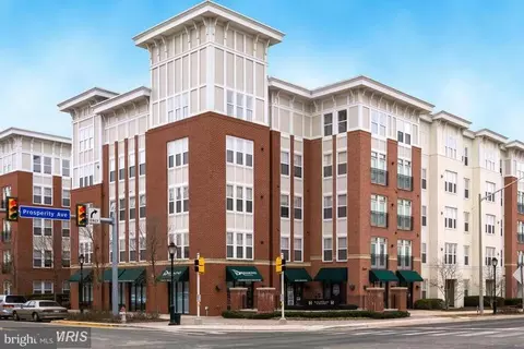 2665 Prosperity Ave #210, Fairfax, VA 22031