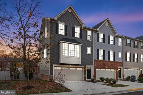 4518 Joseph Bristow Ln, Annandale, VA 22003