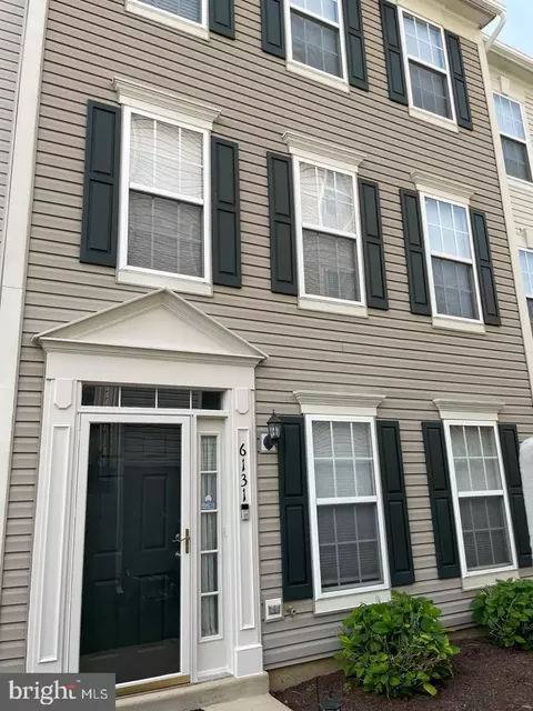 6131 Les Dorson Ln, Alexandria, VA 22315