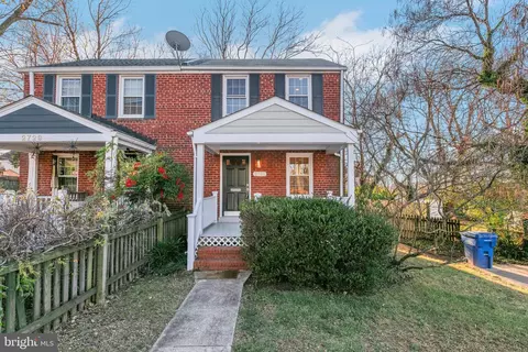 2731 Fort Dr, Alexandria, VA 22303