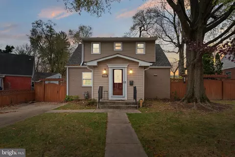 7203 Roosevelt Ave, Falls Church, VA 22042