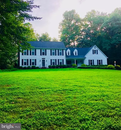 6800 Paradise Spring Ct, Clifton, VA 20124