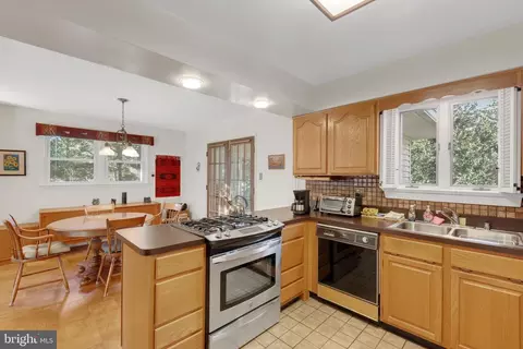 5309 Ferndale St, Springfield, VA 22151 photo 7