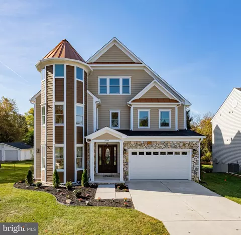 1844 Lusby Pl, Falls Church, VA 22043