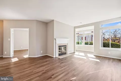 12361 Strong Ct #589, Fairfax, VA 22033