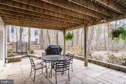 Exterior - 12106 Walnut Branch Rd, Reston, VA 20194 photo 8 of 14