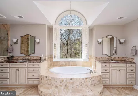 Bath - 12106 Walnut Branch Rd, Reston, VA 20194 photo 2 of 7
