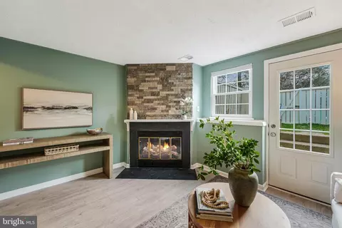 1610 Fieldthorn Dr, Reston, VA 20194 photo 21