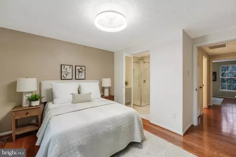 1610 Fieldthorn Dr, Reston, VA 20194 photo 28
