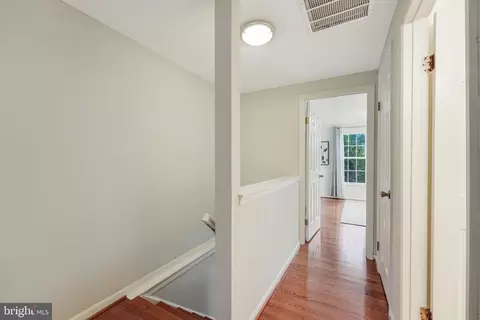 1610 Fieldthorn Dr, Reston, VA 20194 photo 25