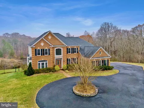 10235 Van Thompson Rd, Fairfax Station, VA 22039