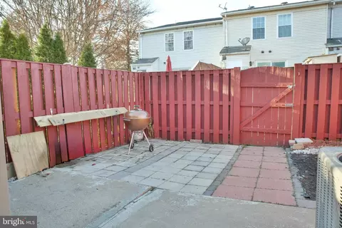 2103 Mager Dr, Herndon, VA 20170 photo 25