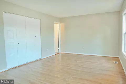 2103 Mager Dr, Herndon, VA 20170 photo 17