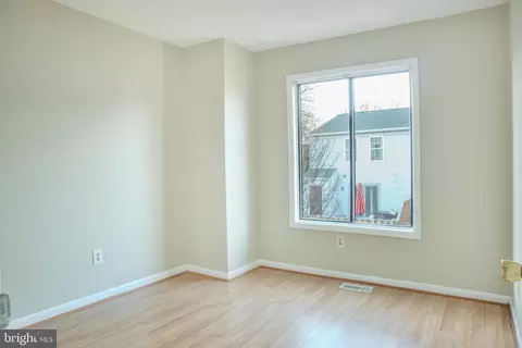 2103 Mager Dr, Herndon, VA 20170 photo 22