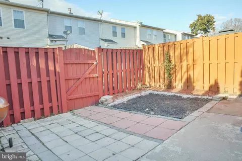 2103 Mager Dr, Herndon, VA 20170 photo 26