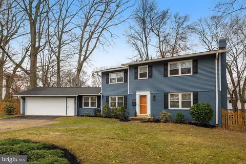 2530 Bull Run Ct, Vienna, VA 22180
