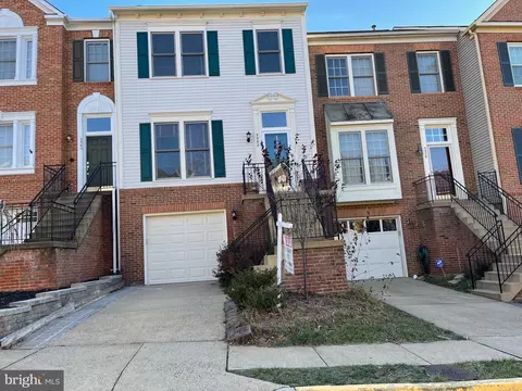 5580 Jowett Ct, Alexandria, VA 22315