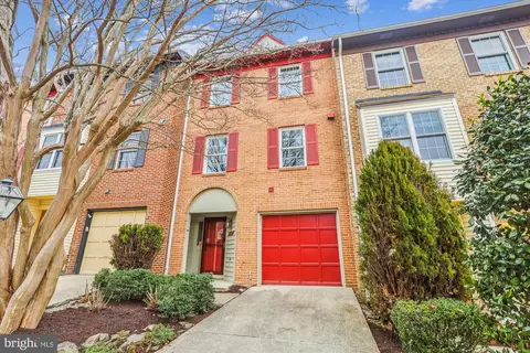 6046 Knights Ridge Way, Alexandria, VA 22310