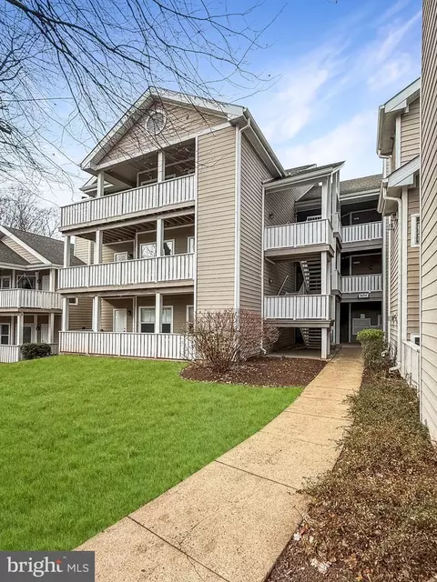 14314 Climbing Rose Way #103, Centreville, VA 20121
