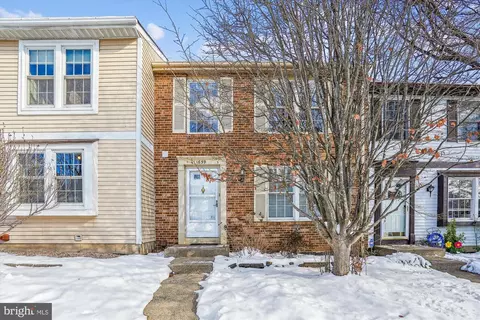 1659 Sierra Woods Dr, Reston, VA 20194
