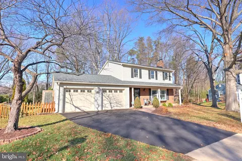 7914 Saint George Ct, Springfield, VA 22153