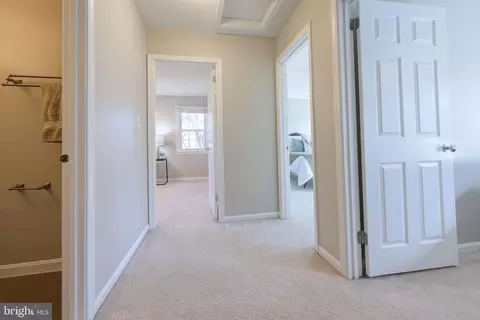 Entry Way - 7914 Saint George Ct, Springfield, VA 22153 photo 1 of 2