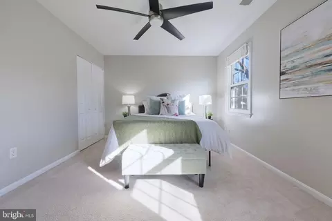 Bedroom - 7914 Saint George Ct, Springfield, VA 22153 photo 3 of 5