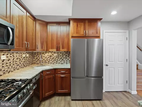 6817 Cabin John Rd, Springfield, VA 22150 photo 18
