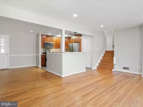 6817 Cabin John Rd, Springfield, VA 22150 photo 8