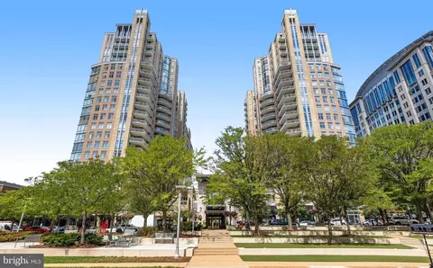11990 Market St #707, Reston, VA 20190