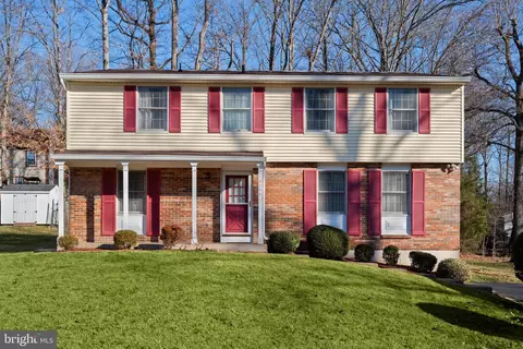 9306 Willow Pond Ln, Burke, VA 22015