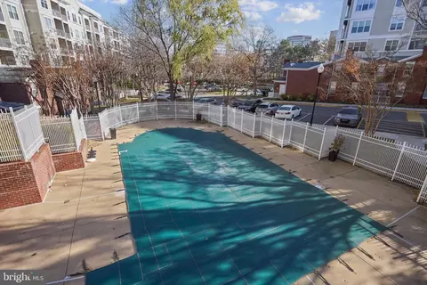1645 International Dr #121, Mclean, VA 22102 photo 39