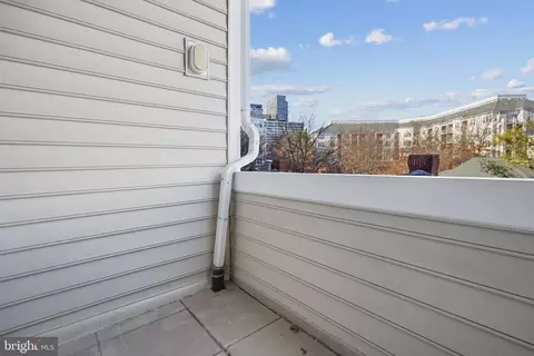 1645 International Dr #121, Mclean, VA 22102 photo 17