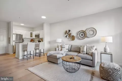 1645 International Dr #121, Mclean, VA 22102 photo 8