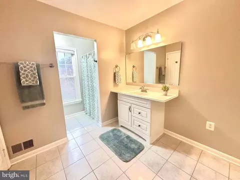 7716 Gromwell Ct, Springfield, VA 22152 photo 27