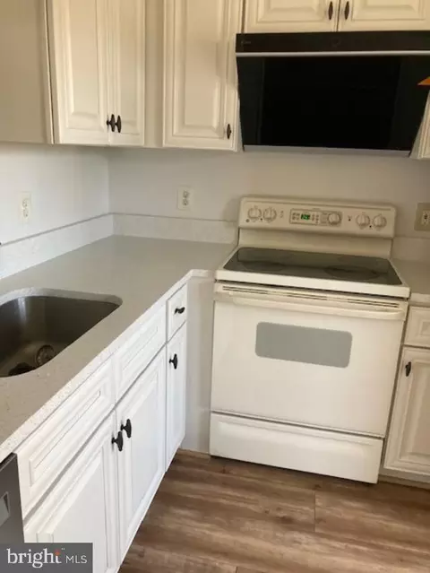 Kitchen - 6407 Racetec Ct, Springfield, VA 22150 photo 1 of 1