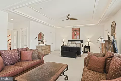 Bedroom - 7218 Farm Meadow Ct, Mclean, VA 22101 photo 1 of 7