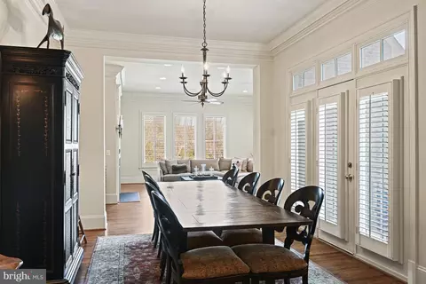 Dining - 7218 Farm Meadow Ct, Mclean, VA 22101 photo 3 of 3