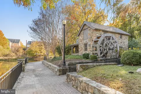 Other - 7218 Farm Meadow Ct, Mclean, VA 22101 photo 17 of 21
