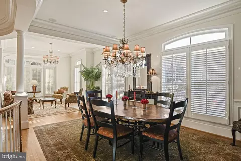 Dining - 7218 Farm Meadow Ct, Mclean, VA 22101 photo 2 of 3