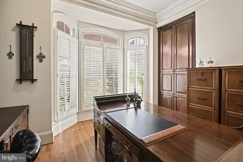 Other - 7218 Farm Meadow Ct, Mclean, VA 22101 photo 3 of 21