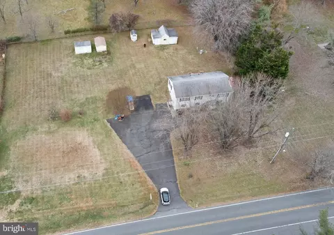 View/Area - 816 Utterback Store Rd, Great Falls, VA 22066 photo 1 of 7