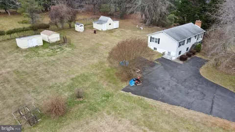 View/Area - 816 Utterback Store Rd, Great Falls, VA 22066 photo 7 of 7